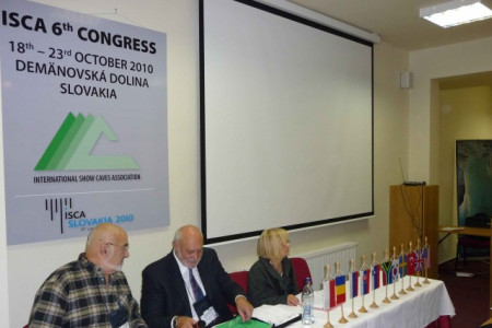 General assembly: André David, Heinz Vonderthann and Renata Marinelli