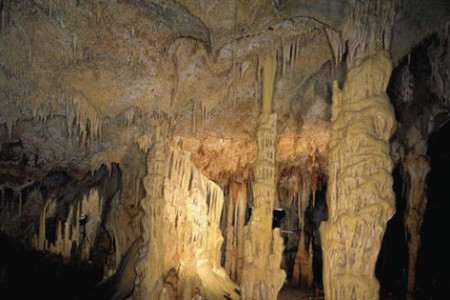 Alistrati Cave