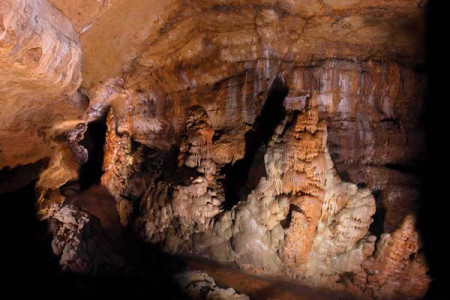 Cave of the Mounds