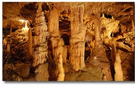 GROTTE DE FONTIROU