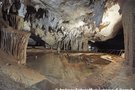 LE GROTTE DEL BUE MARINO