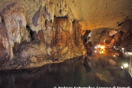 LE GROTTE DEL BUE MARINO