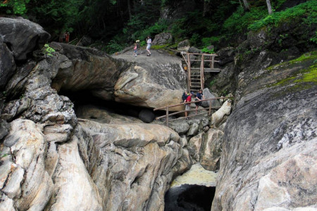 The Whirlpool and Lost Pool Cave Entrance